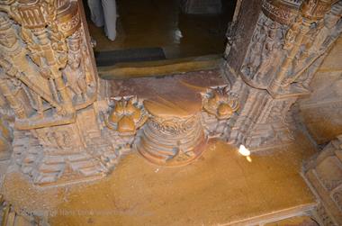 07 Jain-Temple,_Jaisalmer_Fort_DSC3157_b_H600
